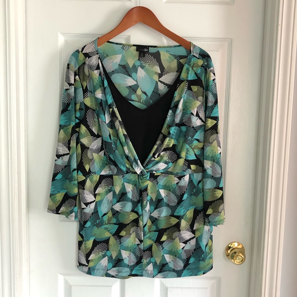 EUC East 5th ladies 3/4 sleeve blouse